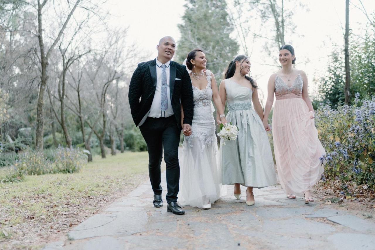Hakunamatata Lodge & Health Spa/ Wedding & Conference Venue มัลเดอร์สดริฟต์ ภายนอก รูปภาพ