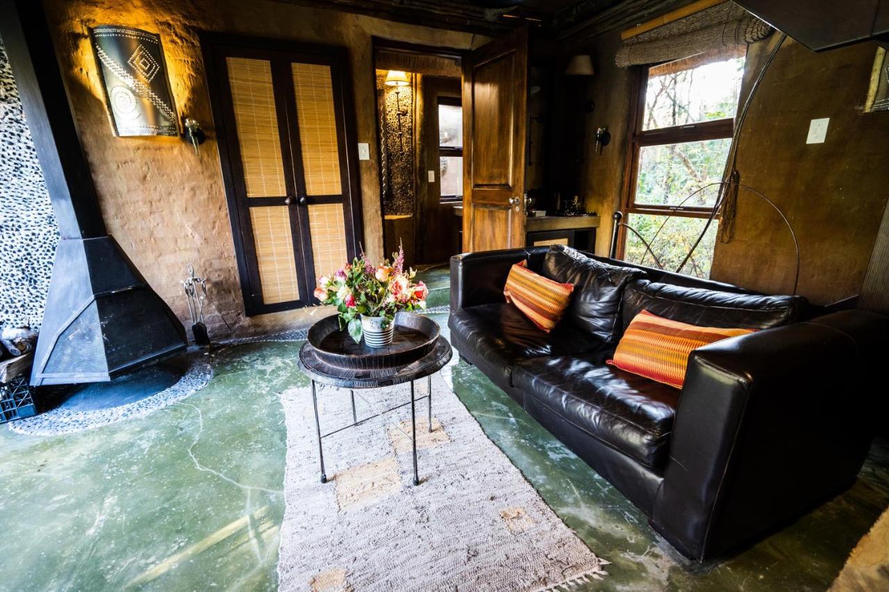 Hakunamatata Lodge & Health Spa/ Wedding & Conference Venue มัลเดอร์สดริฟต์ ภายนอก รูปภาพ